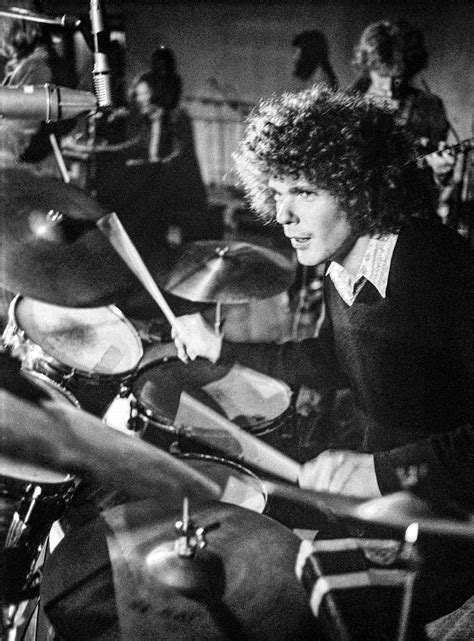 Jim Gordon, rock drummer who killed mother, dies at 77